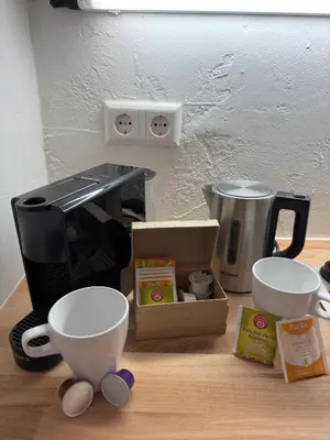 Kaffee-/Teezubehör in der Unterkunft studio maiy close to Messe