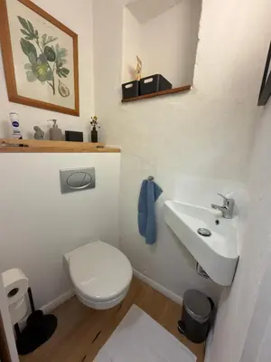 Ein Badezimmer in der Unterkunft studio maiy close to Messe