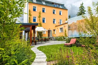 Ein Garten an der Unterkunft SONN IDYLL Aparthotel