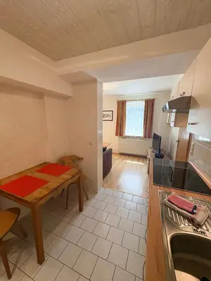 Küche/Küchenzeile in der Unterkunft Ferienwohnung Haus Seeblick Geltow