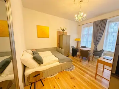 Ein Sitzbereich in der Unterkunft ROD 3 - quiet and central studio in Prenzlauer Berg