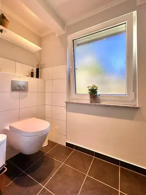 Ein Badezimmer in der Unterkunft Seezeit Storkow & romantisches Baumhaus