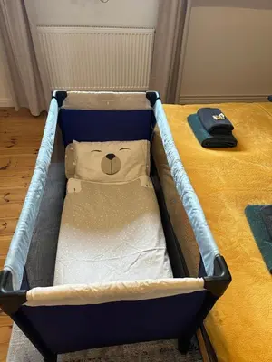 Ein Bett oder Betten in einem Zimmer der Unterkunft Gemütliches Haus in BERLiN Köpenick