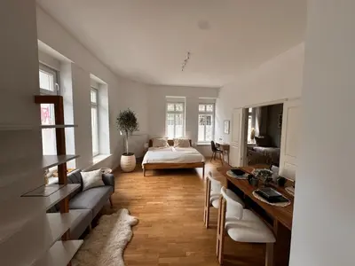 TV/Unterhaltungsangebot in der Unterkunft Cozy Altbau in Friedrichshain - Westwing Design