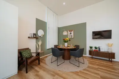 TV/Unterhaltungsangebot in der Unterkunft Homely Berlin - New Build , near River , Main Station , Family & Business