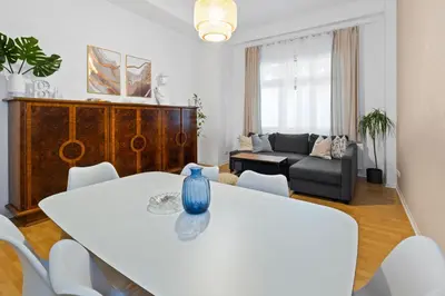 Ein Sitzbereich in der Unterkunft Home in Friedrichshain