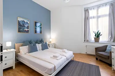 Ein Bett oder Betten in einem Zimmer der Unterkunft Home in Friedrichshain