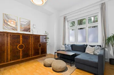 Ein Sitzbereich in der Unterkunft Home in Friedrichshain