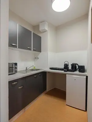 Grundriss der Unterkunft 2-Zimmer City Apartment Berlin Mitte 50m2 - U-Bahn Leopoldplatz by Rooms Berlin