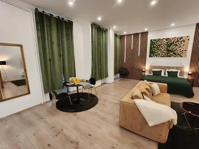 Ein Sitzbereich in der Unterkunft Design Apartment mit Loftfeeling in Charlottenburg