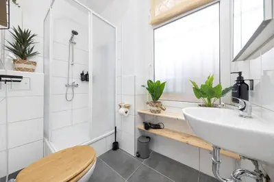 Ein Badezimmer in der Unterkunft SUHU Berlin Apartments
