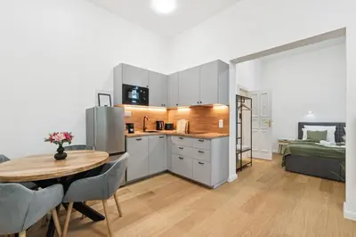 Küche/Küchenzeile in der Unterkunft Modern Apartment in Berlin