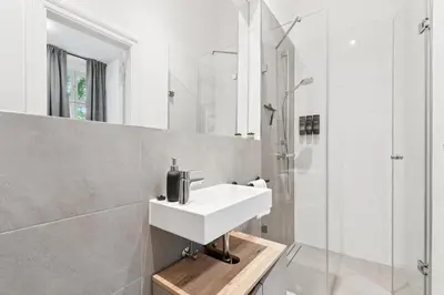 Ein Badezimmer in der Unterkunft Modern Apartment in Berlin