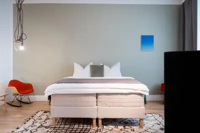 Ein Bett oder Betten in einem Zimmer der Unterkunft Luxury 2 Bedroom apartment in the heart of Mitte, Berlin