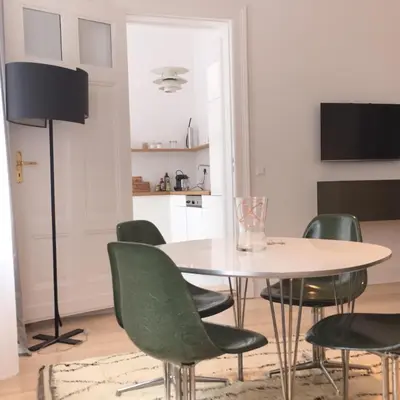 TV/Unterhaltungsangebot in der Unterkunft Luxury 2 Bedroom apartment in the heart of Mitte, Berlin