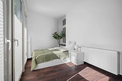 Ein Bett oder Betten in einem Zimmer der Unterkunft Loftly Hindenburgdamm 85 Charite - 45m2 - Self Check-In - 300mbit