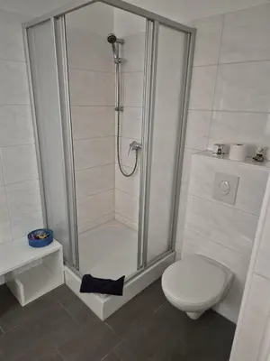 Ein Badezimmer in der Unterkunft Haus am Wendsee