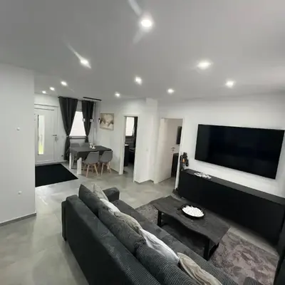 Schöne 3-Zimmer-Wohnung mit Klima am Stadtrand von Berlin