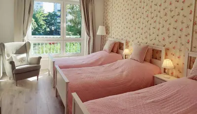 Ein Bett oder Betten in einem Zimmer der Unterkunft Romantic City Home Alexanderplatz Berlin