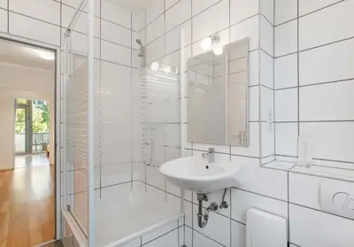 Ein Badezimmer in der Unterkunft Berlin Central Premium Apartments for Groups