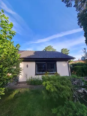 Ein Garten an der Unterkunft DAS kleine Haus