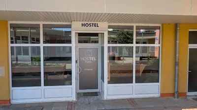 Eine Fassade oder ein Eingang zu Rhin Quartier Ferienwohnung Hostel-Style