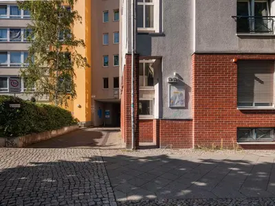 Das Gebäude in dem sich die Ferienwohnung befindet