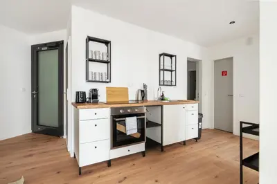 Küche/Küchenzeile in der Unterkunft Bright & Spacious Berlin Home