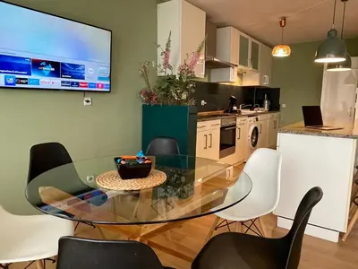 Küche/Küchenzeile in der Unterkunft Skyline City Apartment