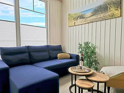 Ein Sitzbereich in der Unterkunft Nr 486 Zerpenschleuse Ferienhaus Sonnenhaus