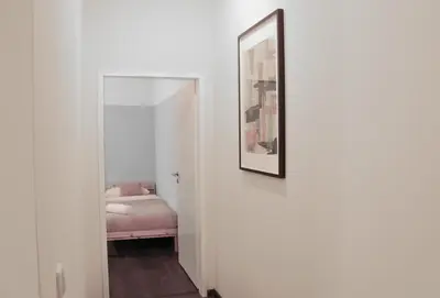 Ein Bett oder Betten in einem Zimmer der Unterkunft Modernes Unterkunft - Friedrichshain