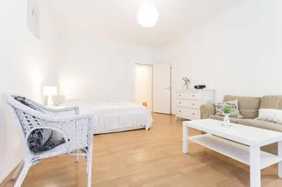 Ein Bett oder Betten in einem Zimmer der Unterkunft Ferienwohnung Sahlfeld im Herzen von Berlin