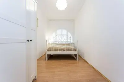 Ein Bett oder Betten in einem Zimmer der Unterkunft Ferienwohnung Sahlfeld im Herzen von Berlin
