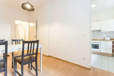 Küche/Küchenzeile in der Unterkunft Ferienwohnung Sahlfeld im Herzen von Berlin