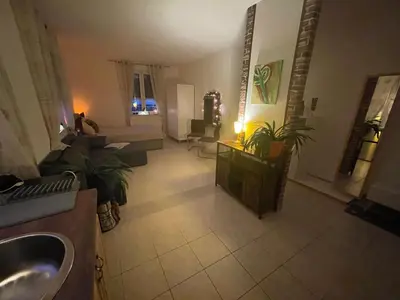 Ein Sitzbereich in der Unterkunft Kleine gemütliche Wohnung