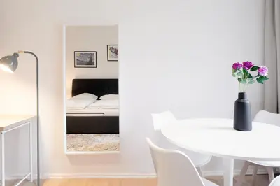 Ein Bett oder Betten in einem Zimmer der Unterkunft Berlin Schöneberg I big Studio I fast WiFi