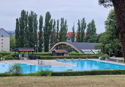 Der Swimmingpool an oder in der Nähe von Pension im Gesundbrunnental Bad Freienwalde