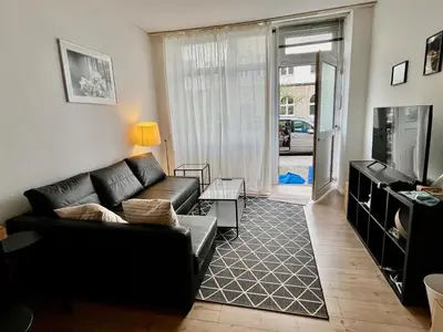TV/Unterhaltungsangebot in der Unterkunft 2-Zimmer FeWo in Berlin Friedenau!