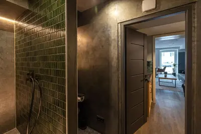 Ein Badezimmer in der Unterkunft Charming downtown ground floor apartment