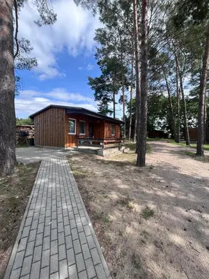 Das Gebäude in dem sich das Ferienhaus befindet