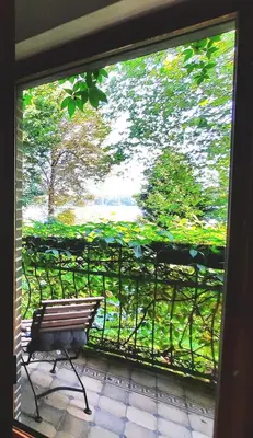 Ein Garten an der Unterkunft Lake view for two, near Berlin