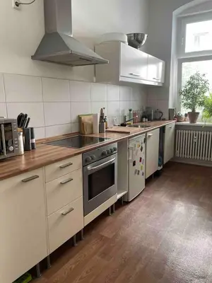 Küche/Küchenzeile in der Unterkunft Altbau Prenzlauer Berg - 3 Zimmer - 2 Schlafzimmer
