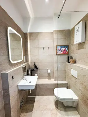 Ein Badezimmer in der Unterkunft Great 2-room apartment Palace Charlottenburg