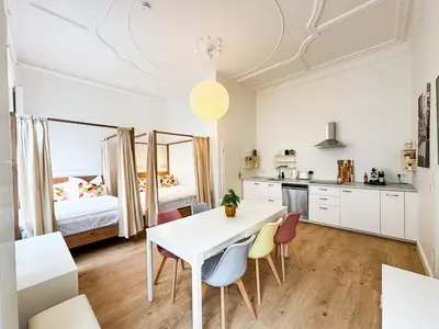Küche/Küchenzeile in der Unterkunft Great 2-room apartment Palace Charlottenburg