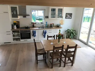 Küche/Küchenzeile in der Unterkunft Holiday-Home Hafendorf-Brandenburg