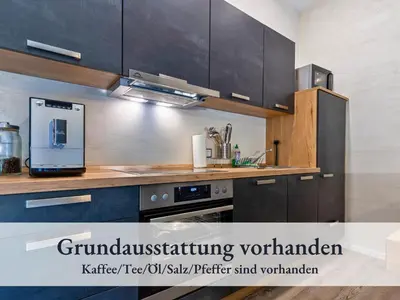 Küche/Küchenzeile in der Unterkunft 2 Wohnungen I 2 Badefässer I Sauna I bis 10 Gäste