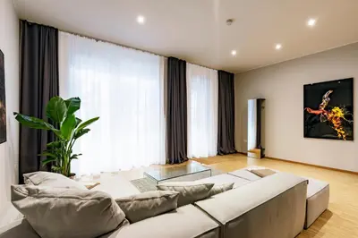 Ein Bett oder Betten in einem Zimmer der Unterkunft LYC Designer Studio, Prenzlauer Berg, up to 4 ppl