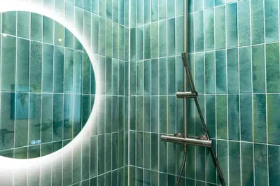 Ein Badezimmer in der Unterkunft LYC Designer Studio, Prenzlauer Berg, up to 4 ppl