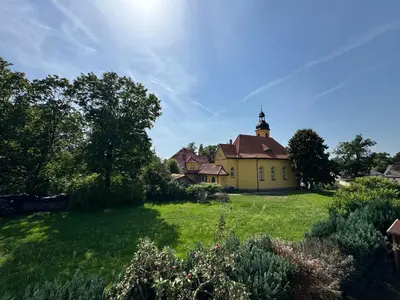 Ein Garten an der Unterkunft Apartment Iglesia