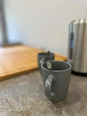 Kaffee-/Teezubehör in der Unterkunft Ferienwohnung Prieros am Langer See mit Klima